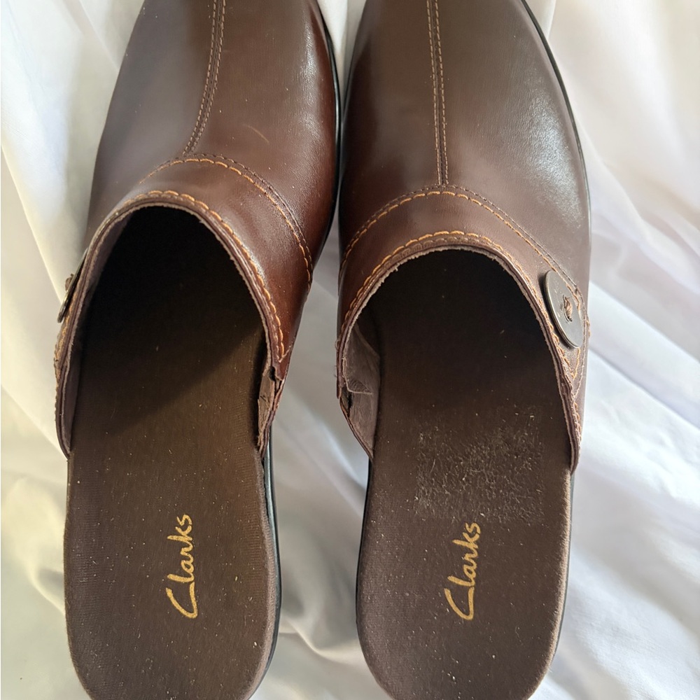 Clarks “Aimee” Dark Brown Leather Clogs ~ NEW ~ Size 8